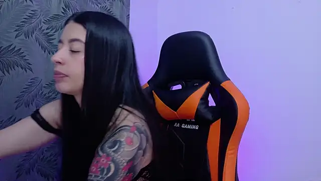 Misscarolsph online show from 3, 6, 2026