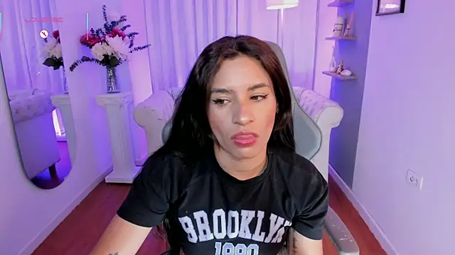 hanna mils online show from 4, 7, 2026