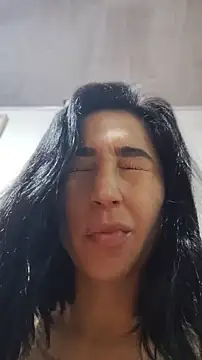 Elowyn online show from 21, 4, 2026
