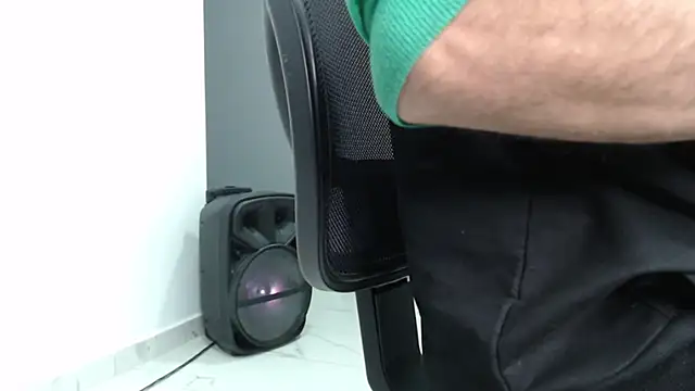 bigdick monster1 online show from 23, 9, 2025