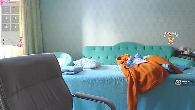 hot ass 18 online show from 15, 3, 2026