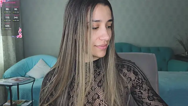 hot ass 18 online show from 15, 4, 2026