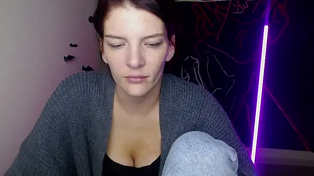 VanessaRey  online show from 30, 11, 2025