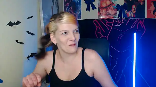 VanessaRey  online show from 21, 4, 2026