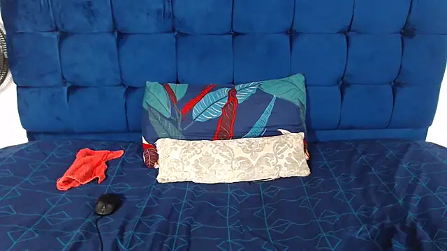 AriesCake online show from 18, 12, 2025