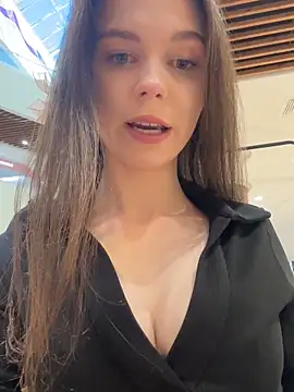 MilaBee online show from 13, 10, 2025