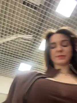 MilaBee online show from 22, 2, 2026