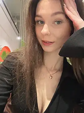 MilaBee online show from 18, 1, 2026