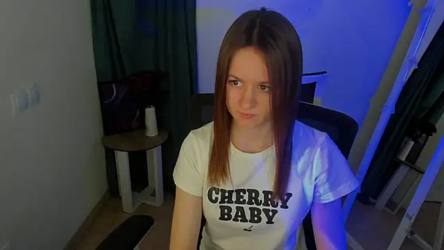 Snapshot of Catherine_e chatting on 26, 11, 2025 Catherine e online show from 26, 11, 2025