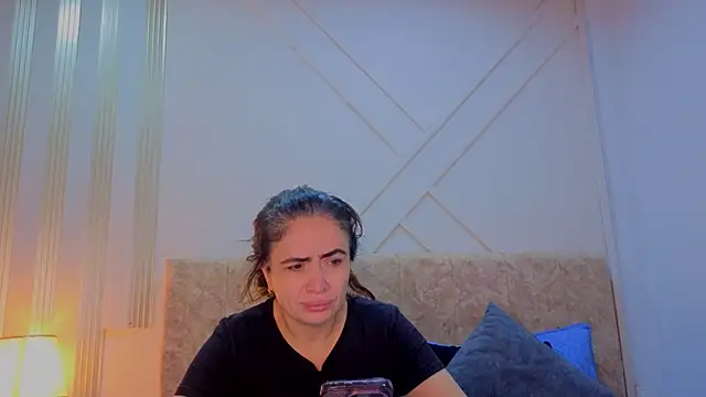 angelinarouse  online show from 3, 4, 2026