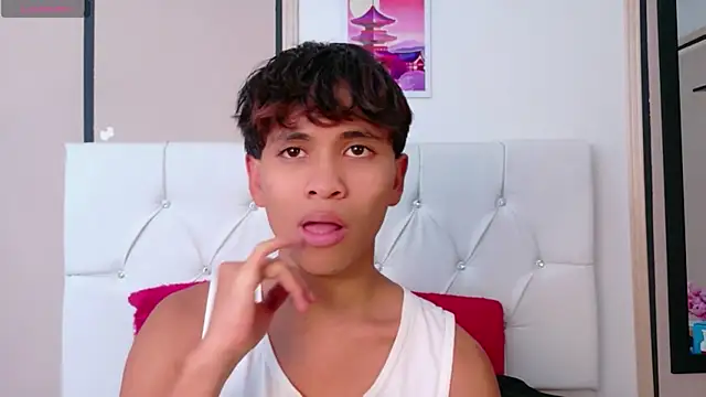 Ethan Westt online show from 15, 4, 2026