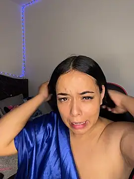 Snapshot of Deepika_padukoneNisha chatting on 30, 5, 2026 Deepika padukoneNisha online show from 30, 5, 2026