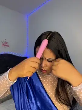 Snapshot of Deepika_padukoneNisha chatting on 16, 5, 2026 Deepika padukoneNisha online show from 16, 5, 2026