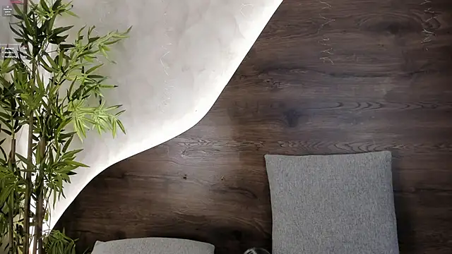 mia lacy  online show from 17, 11, 2025