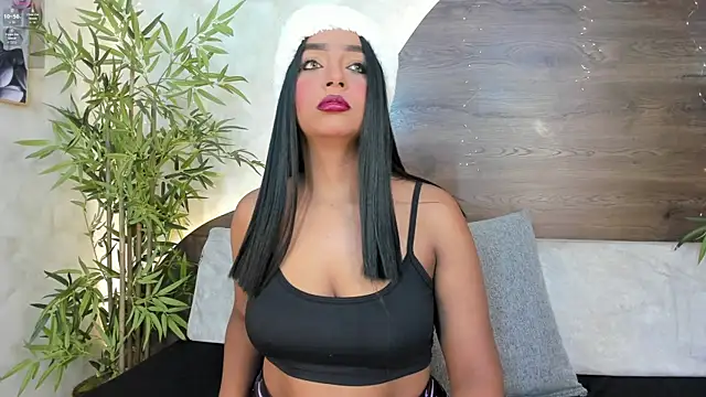 mia lacy  online show from 1, 12, 2025