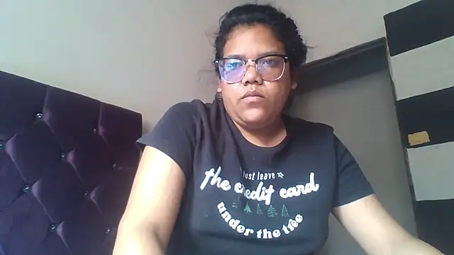 Snapshot of Valeria_Tiffany chatting on 23, 10, 2025 Valeria Tiffany online show from 23, 10, 2025