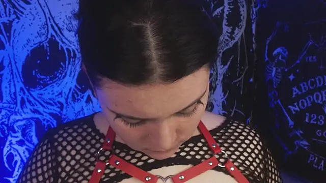 mikaskullcs online show from 26, 9, 2025