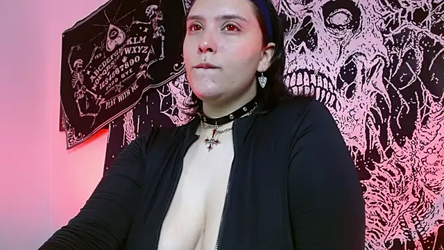 mikaskullcs online show from 28, 2, 2026