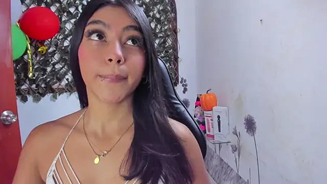 Sarahbrowm  online show from 29, 10, 2025