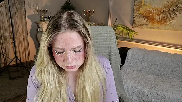 Snapshot of Jes_Solar chatting on 23, 6, 2026 Jes Solar online show from 23, 6, 2026