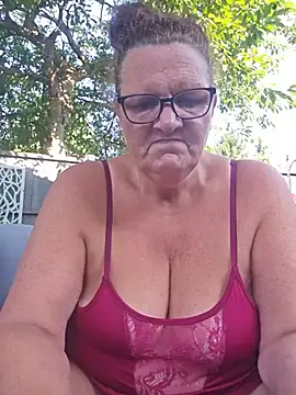 MissQueenBeex online show from 10, 7, 2026