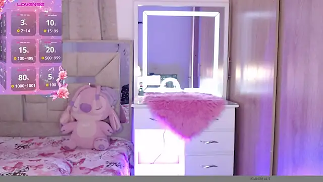 AlitaAnisee online show from 10, 4, 2026