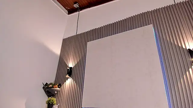 Snapshot of Emmazc_ chatting on 22, 11, 2025 Emmazc online show from 22, 11, 2025