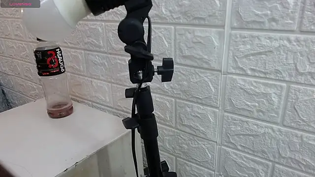 nei girl online show from 10, 3, 2026