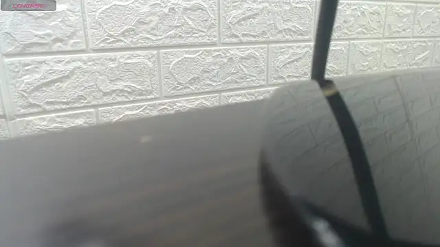 nei girl online show from 3, 12, 2025