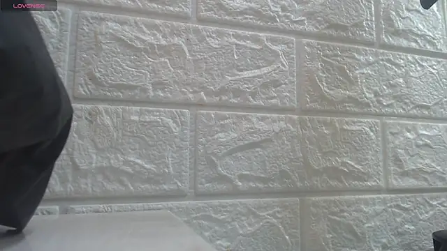 nei girl online show from 17, 12, 2025