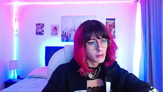 goth minerva online show from 5, 12, 2025