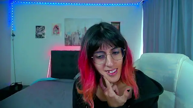 goth minerva online show from 19, 3, 2026