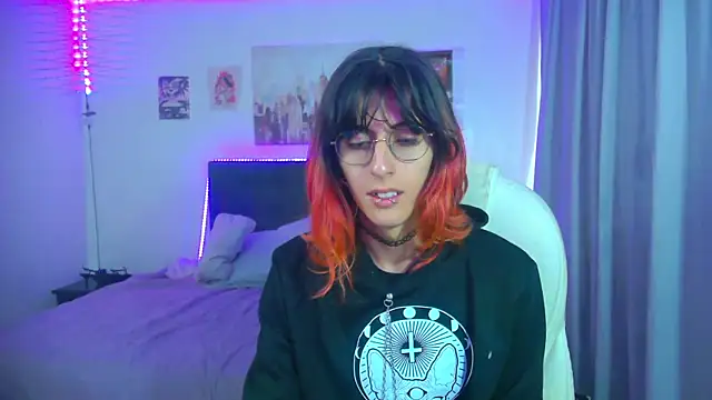 Snapshot of goth_minerva chatting on 6, 5, 2026 goth minerva online show from 6, 5, 2026