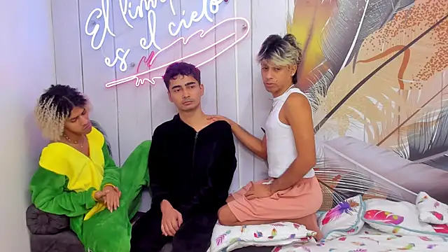 Meneaterss online show from 5, 10, 2025