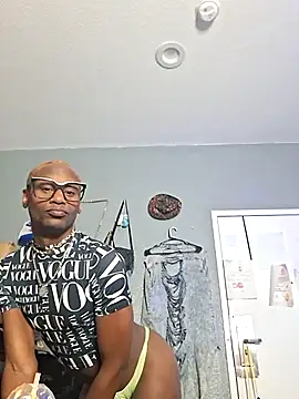 Snapshot of ItsBarbieBitcxxxx69 chatting on 9, 10, 2025 ItsBarbieBitcxxxx69 online show from 9, 10, 2025