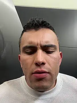 Snapshot of LucasJewely chatting on 9, 6, 2026 LucasJewely online show from 9, 6, 2026
