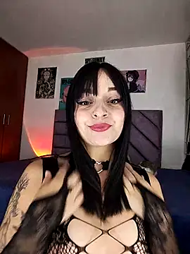 KARINNA  RAVEN online show from 28, 10, 2025