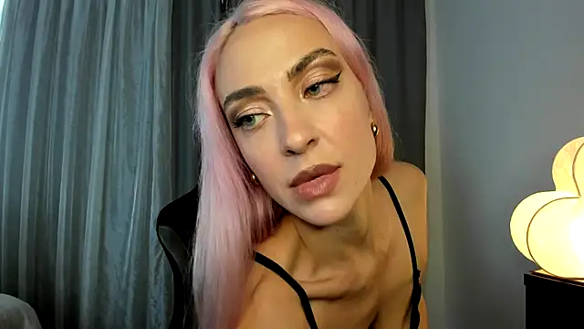  Miss Valentina  online show from 15, 10, 2025