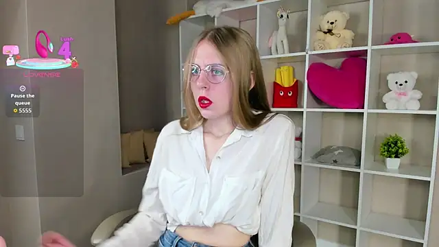 Joann Shermann online show from 7, 10, 2025