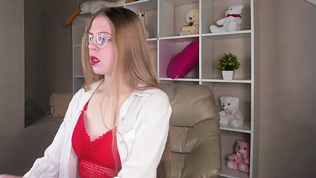 Joann Shermann online show from 30, 10, 2025