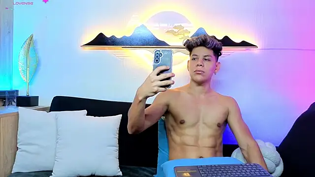 Almiboys online show from 12, 3, 2026