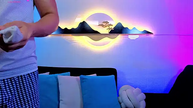 Snapshot of Almiboys chatting on 2, 2, 2026 Almiboys online show from 2, 2, 2026