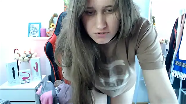 Snapshot of Lucky_Lana chatting on 7, 5, 2026 Lucky Lana online show from 7, 5, 2026