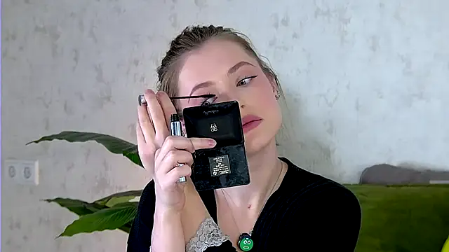 AshleyD  online show from 26, 10, 2025