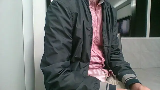 Snapshot of nole_china7 chatting on 28, 10, 2025 nole china7 online show from 28, 10, 2025