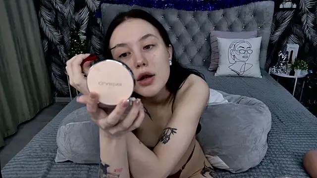 CarolineTenders online show from 22, 12, 2025