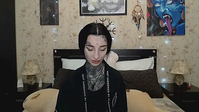 Velvetbat online show from 24, 2, 2026