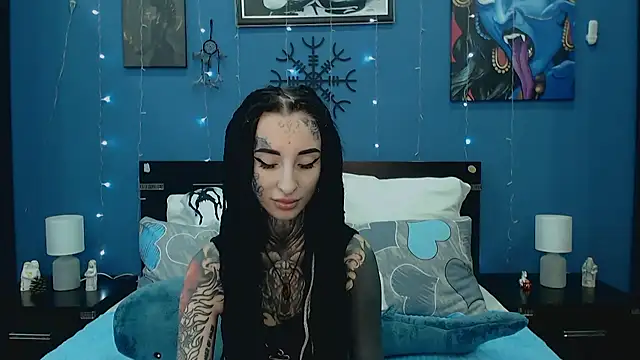 Snapshot of Velvetbat chatting on 25, 6, 2026 Velvetbat online show from 25, 6, 2026