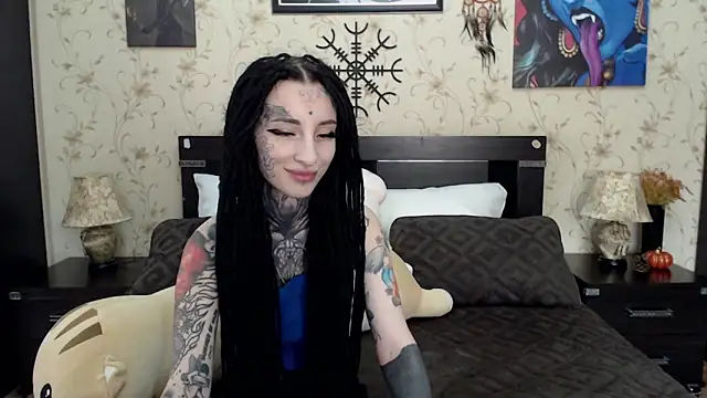 Snapshot of Velvetbat chatting on 13, 9, 2025 Velvetbat online show from 13, 9, 2025