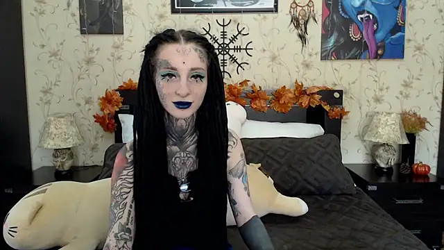 Snapshot of Velvetbat chatting on 3, 10, 2025 Velvetbat online show from 3, 10, 2025